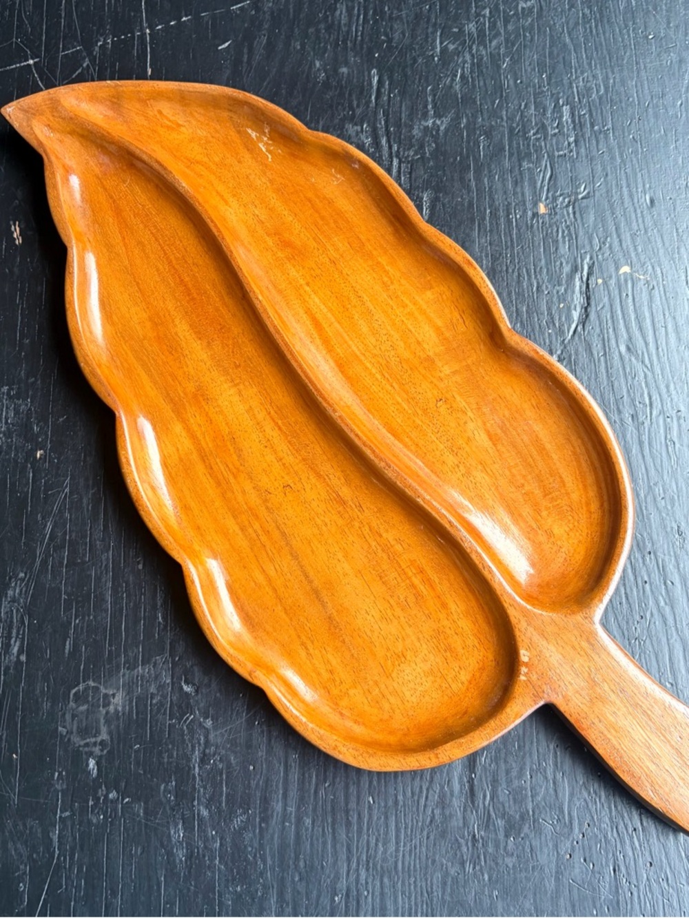 Vintage Wood Leaf divided serving tray 18”